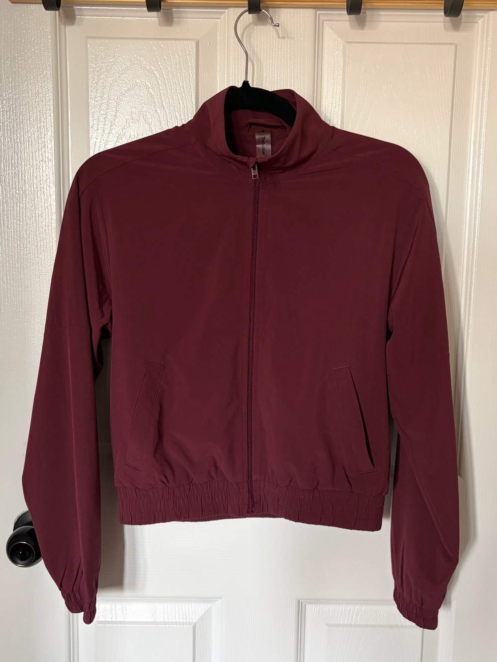 Aritzia Tna Women's Maroon Zip-Front Jacket